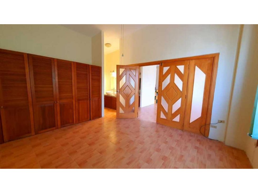 Alquiler de apartamento en col. Escalon - 4