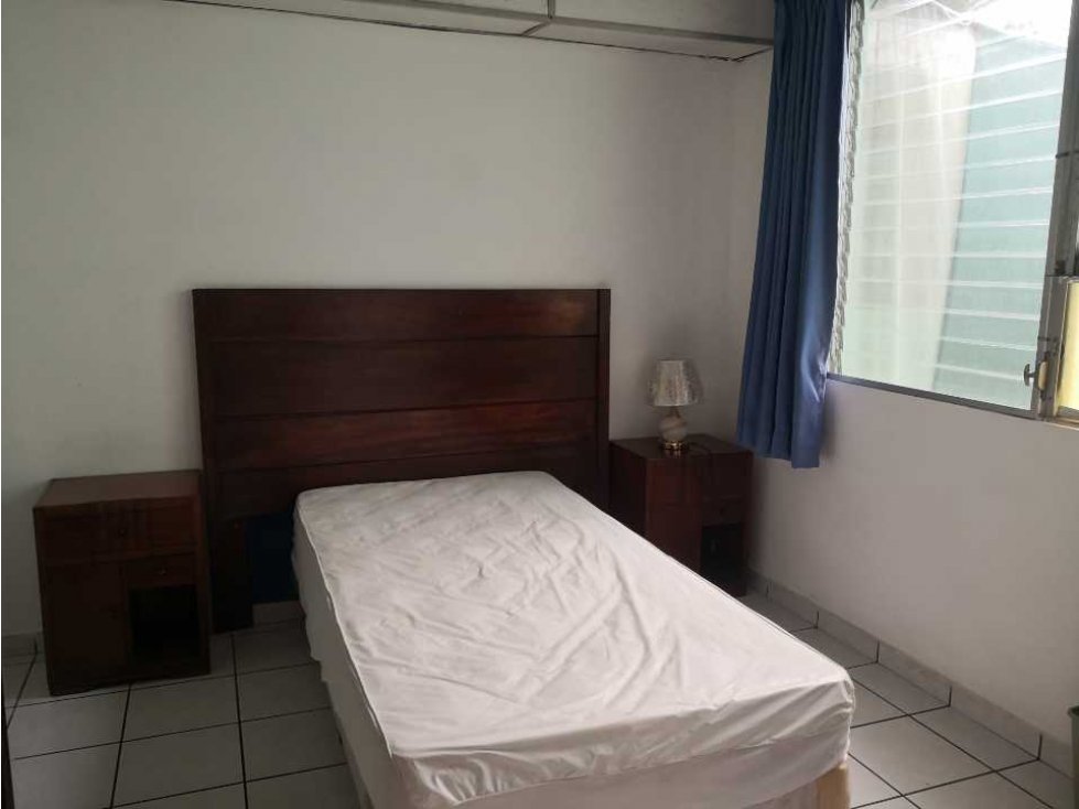Alquiler de la apartamento amueblado col. Escalón - 2