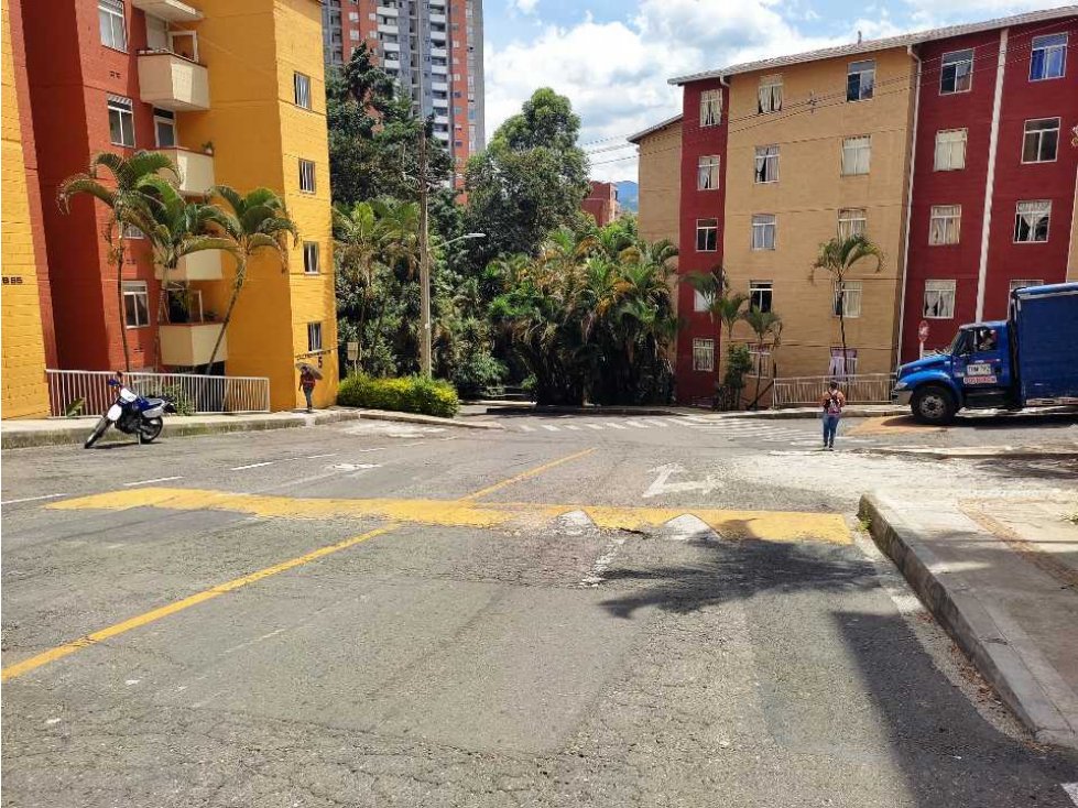 Apartamento en arriendo EnvigadoAlto de las flores 1.250.000 COP