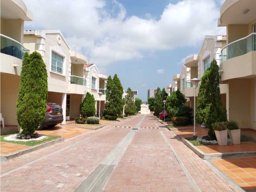 ARRIENDO CASA EN LA CASTELLANA,BARRANQUILLA 3.350.000 COP