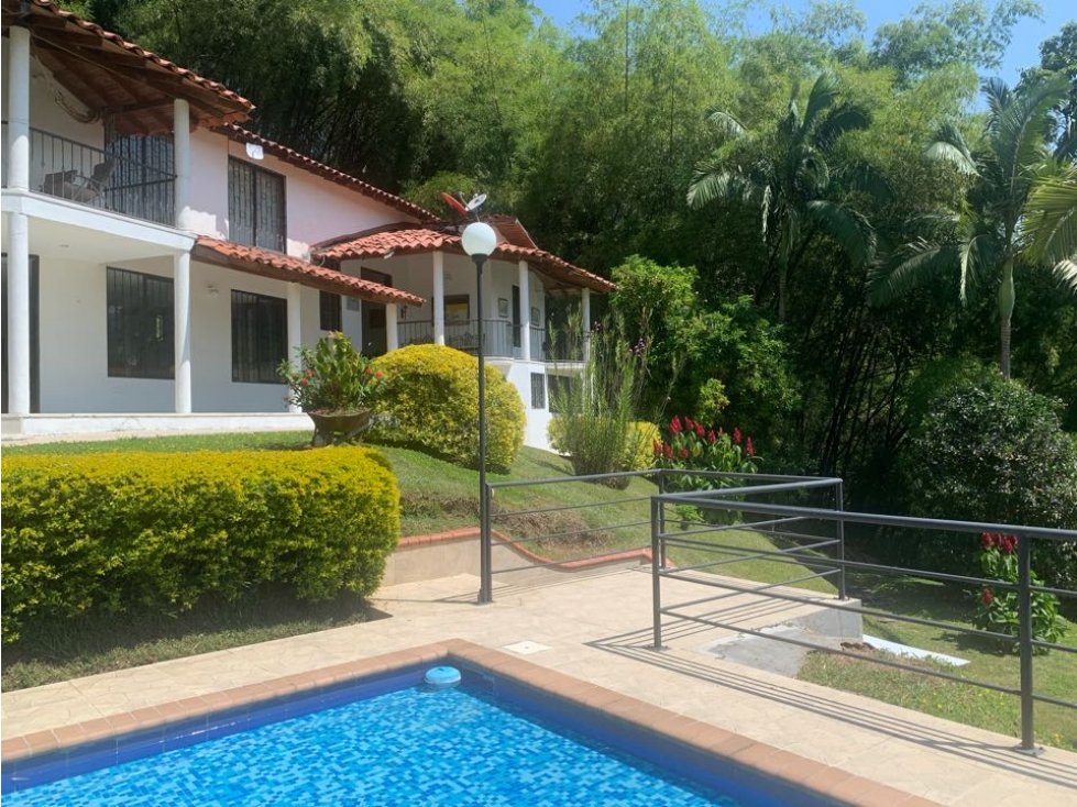Casa Campestre Amoblada La Trinidad Manizales 3.100.000 COP
