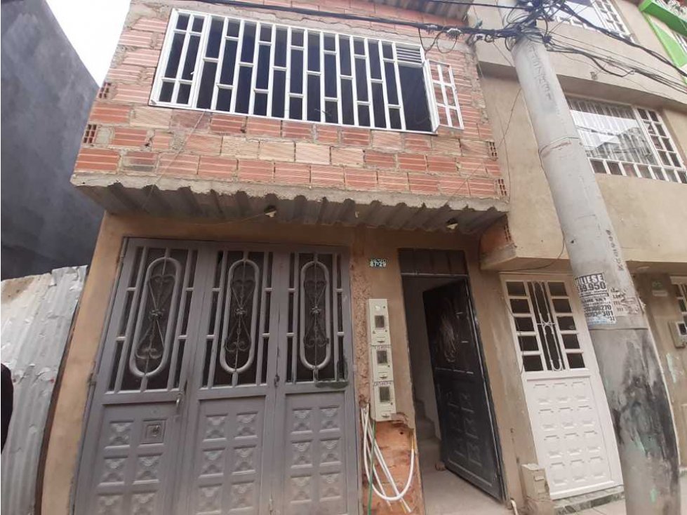 CASA EN VENTA EN BOSA REMANSO 1