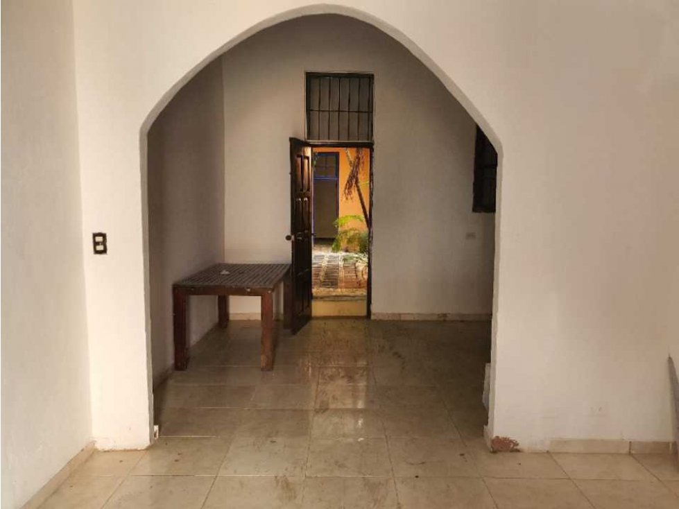 Edificio con bello patio español - 2