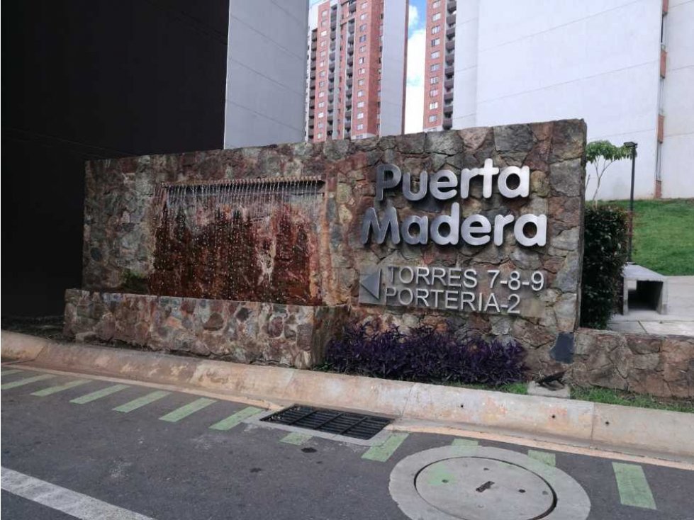 Vendo apartamento en La Urbanización Puerta Madera, Bello
