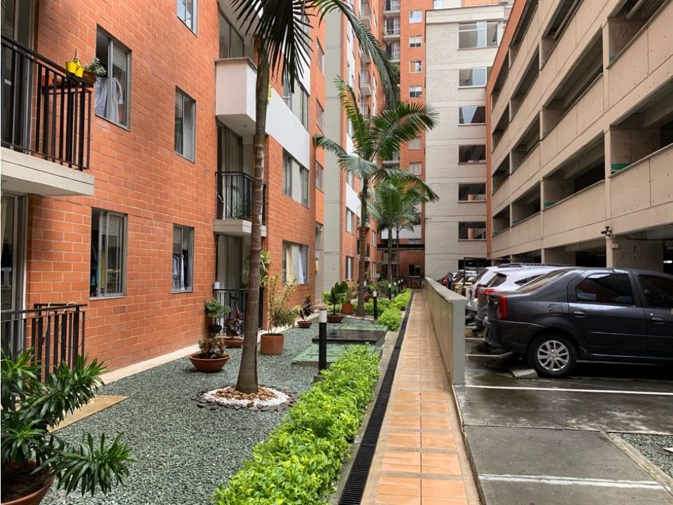 Venta de Apartamento, calle larga cerca a todo. 245.000.000 COP