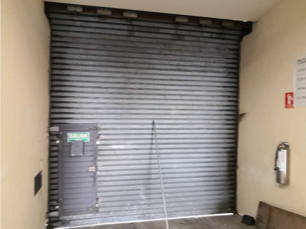 Venta de bodega en col. Santa Anita - 2