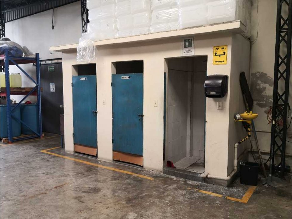 Venta de bodega en col. Santa Anita - 3