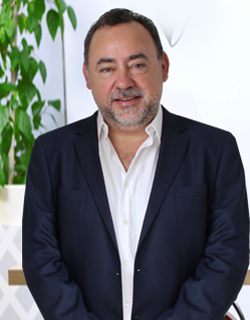 Genaro Llamas